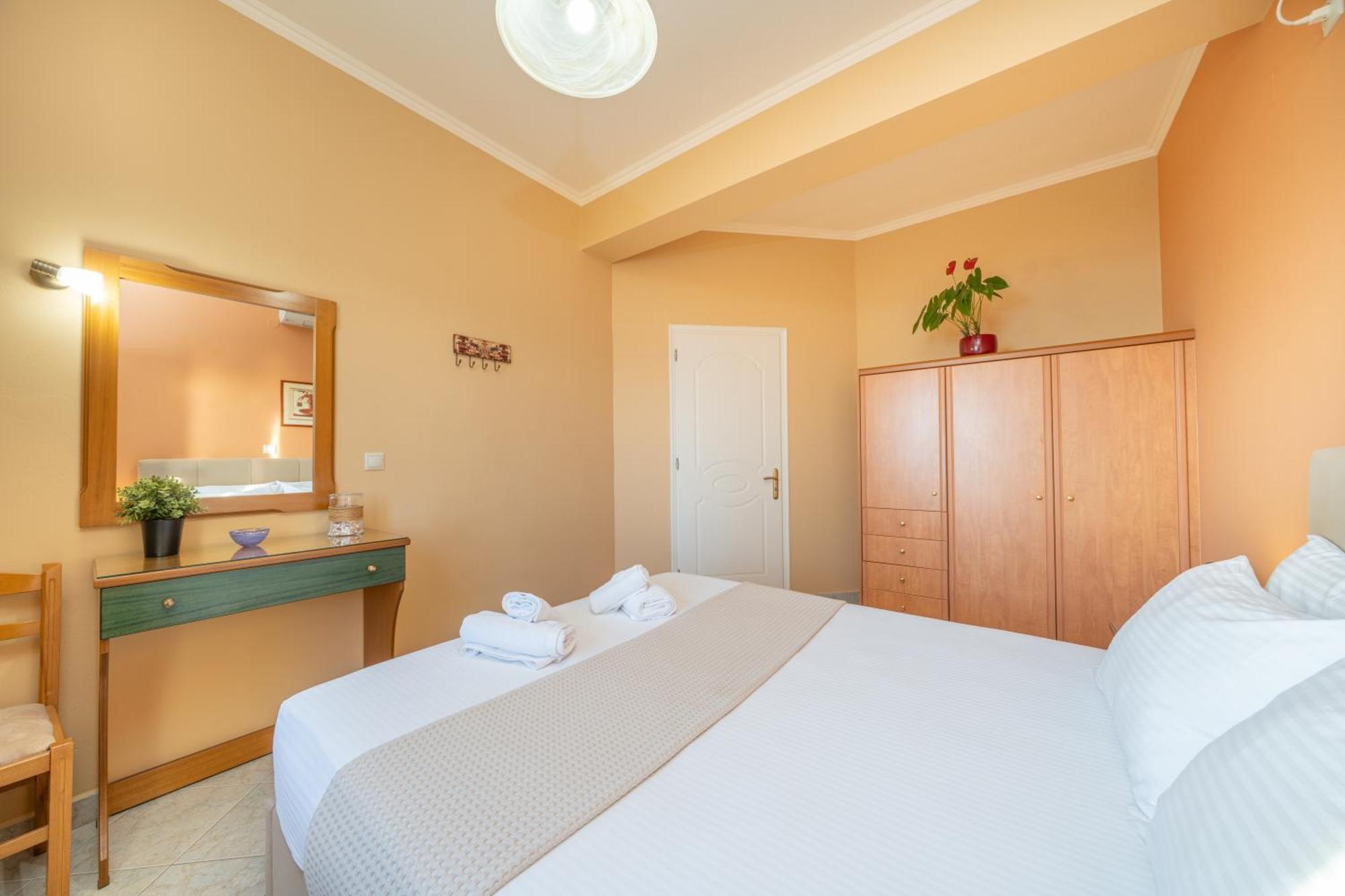 Eleftheria Apartments Vlachata 외부 사진